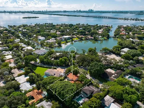 575 Bay Point Road Miami FL 33137