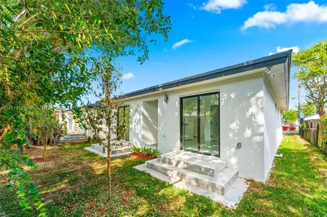 1556 NW 68th Terrace Miami FL 33147