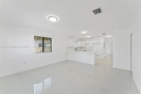 1556 NW 68th Terrace Miami FL 33147