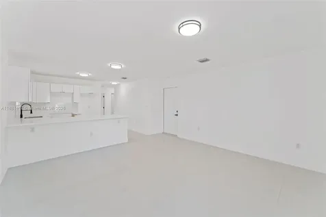 1556 NW 68th Terrace Miami FL 33147