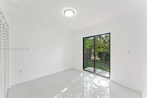 1556 NW 68th Terrace Miami FL 33147