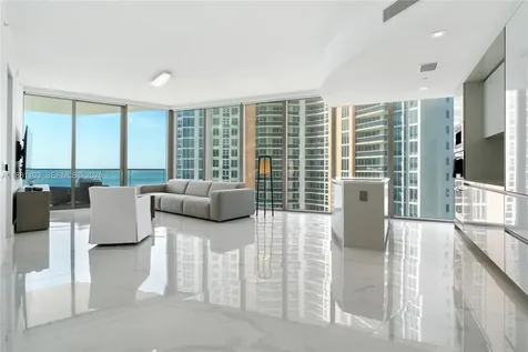 18975 Collins Avenue Sunny Isles Beach FL 33160