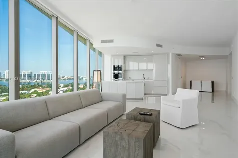 18975 Collins Avenue Sunny Isles Beach FL 33160