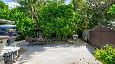 18501 SW 130th Avenue Miami FL 33177
