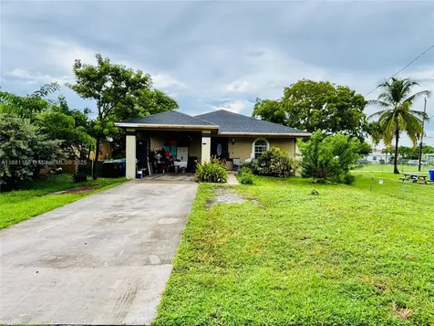 2239 Atlanta Street Hollywood FL 33020