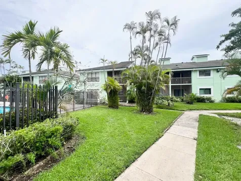 4007 NW 87th Avenue Sunrise FL 33351