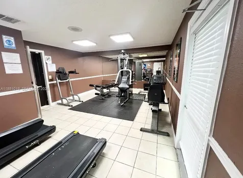 4007 NW 87th Avenue Sunrise FL 33351