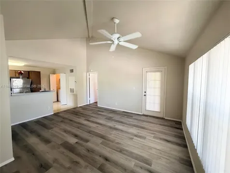 4007 NW 87th Avenue Sunrise FL 33351