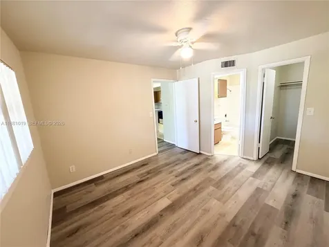 4007 NW 87th Avenue Sunrise FL 33351