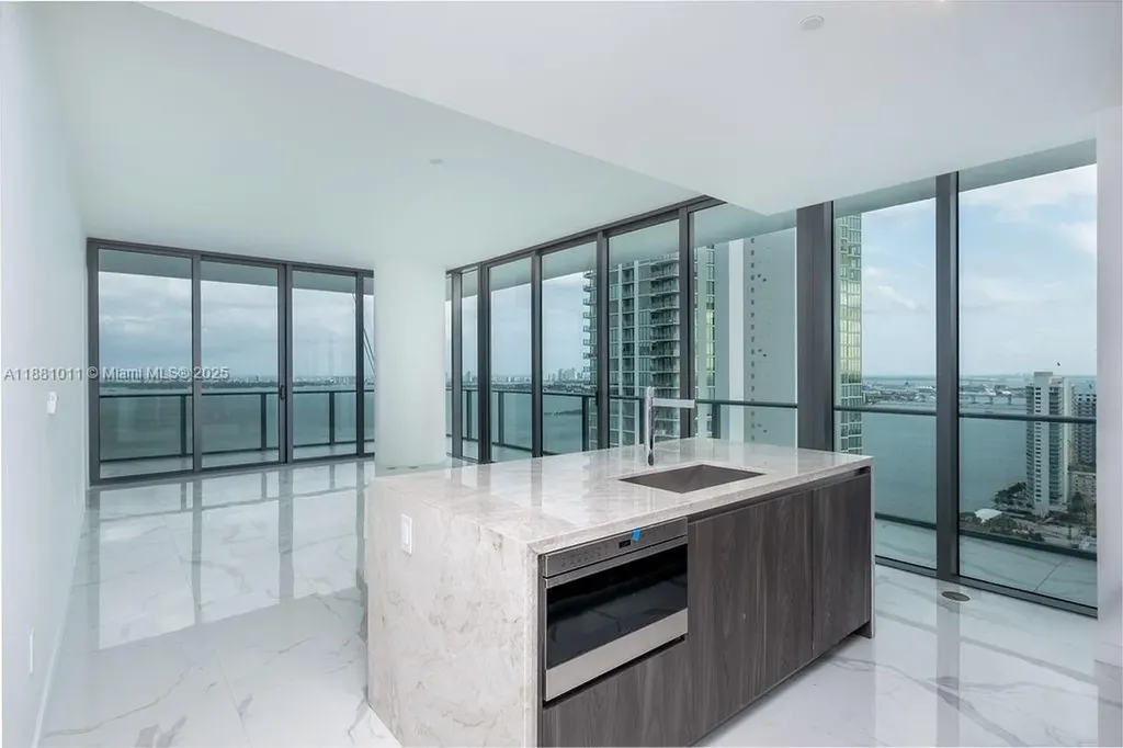 480 NE 31 Street Miami FL 33137