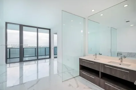 480 NE 31 Street Miami FL 33137