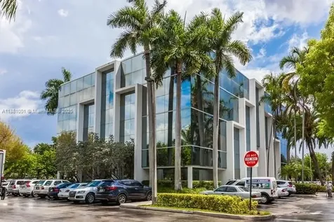 16855 NE 2 Avenue North Miami Beach FL 33162