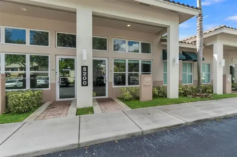 5200 S University Drive Davie FL 33328