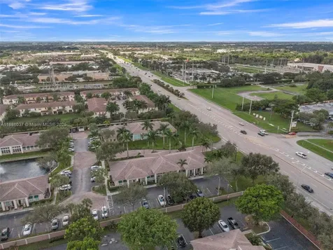 5200 S University Drive Davie FL 33328