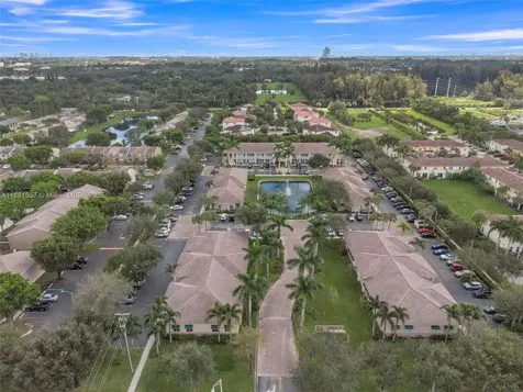 5200 S University Drive Davie FL 33328