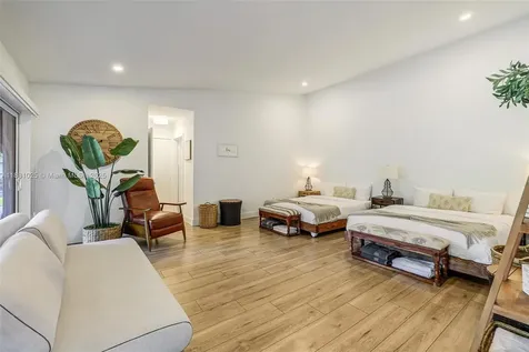 11461 SW 93rd Street Miami FL 33176