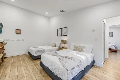 11461 SW 93rd Street Miami FL 33176