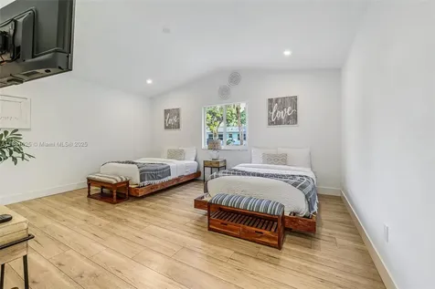 11461 SW 93rd Street Miami FL 33176