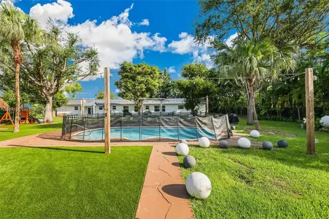 11461 SW 93rd Street Miami FL 33176