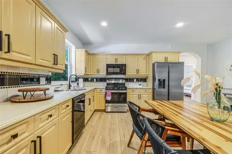 11461 SW 93rd Street Miami FL 33176