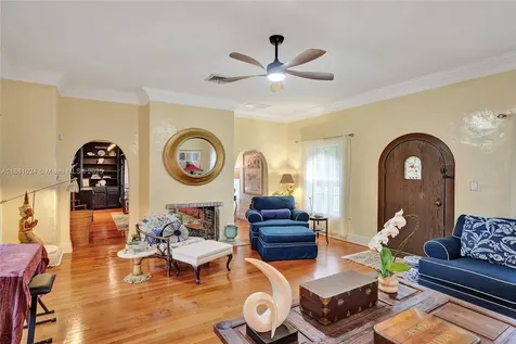 406 NE 5th Avenue Pompano Beach FL 33060