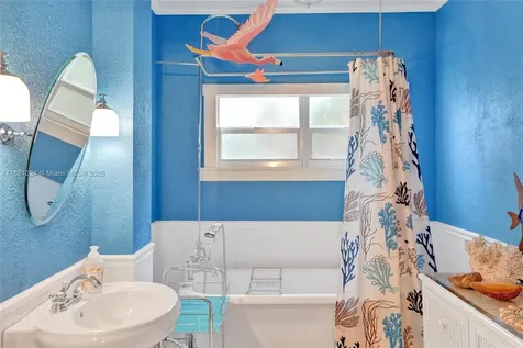 406 NE 5th Avenue Pompano Beach FL 33060