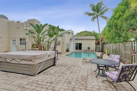 406 NE 5th Avenue Pompano Beach FL 33060