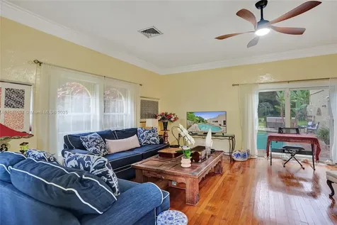 406 NE 5th Avenue Pompano Beach FL 33060