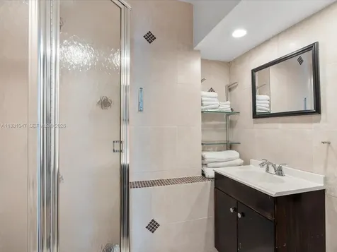 2655 Collins Avenue Miami Beach FL 33140