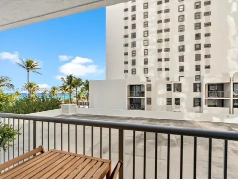 2655 Collins Avenue Miami Beach FL 33140