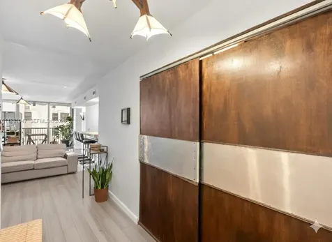 2655 Collins Avenue Miami Beach FL 33140