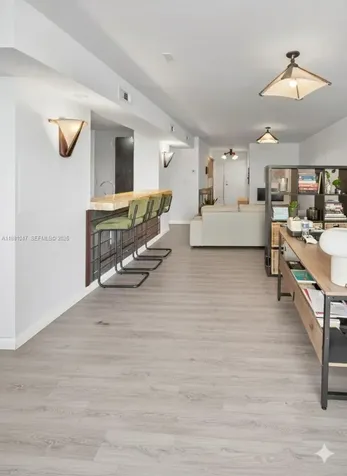 2655 Collins Avenue Miami Beach FL 33140