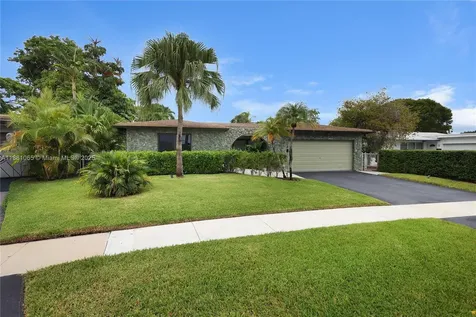 2161 NW 93rd Lane Sunrise FL 33322