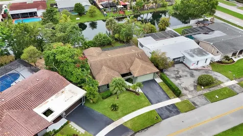 2161 NW 93rd Lane Sunrise FL 33322