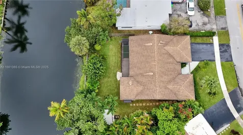 2161 NW 93rd Lane Sunrise FL 33322