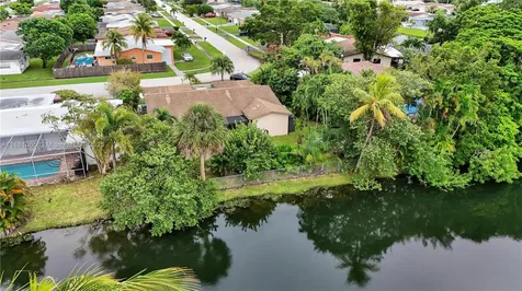 2161 NW 93rd Lane Sunrise FL 33322