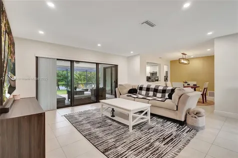 2161 NW 93rd Lane Sunrise FL 33322