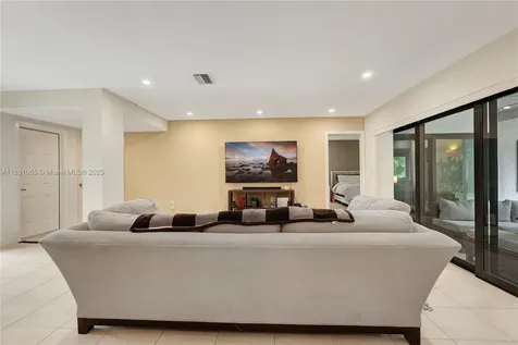 2161 NW 93rd Lane Sunrise FL 33322