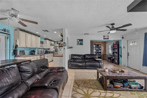 4450 SW 24th Street Fort Lauderdale FL 33317