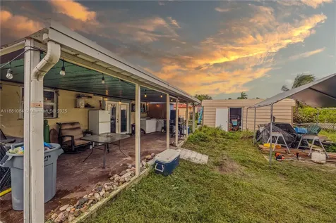 4450 SW 24th Street Fort Lauderdale FL 33317