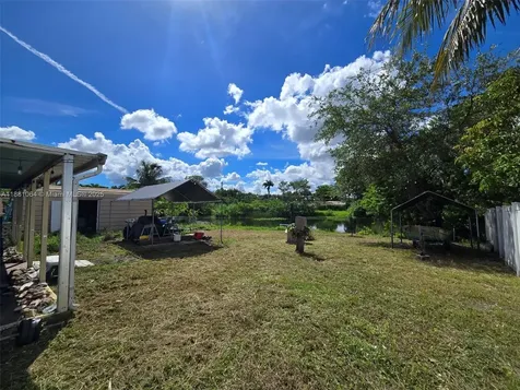 4450 SW 24th Street Fort Lauderdale FL 33317