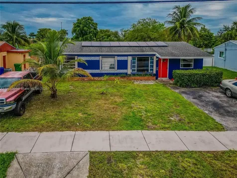 4450 SW 24th Street Fort Lauderdale FL 33317