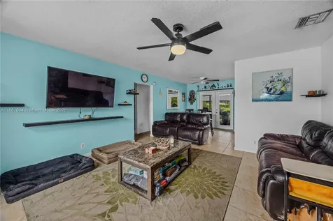 4450 SW 24th Street Fort Lauderdale FL 33317