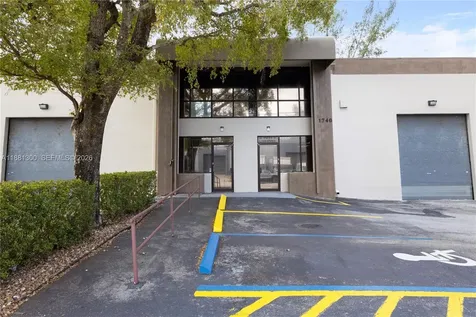 1740 NW 93 Avenue Doral FL 33172