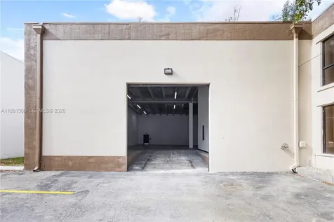 1740 NW 93 Avenue Doral FL 33172