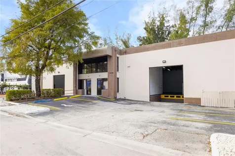 1740 NW 93 Avenue Doral FL 33172