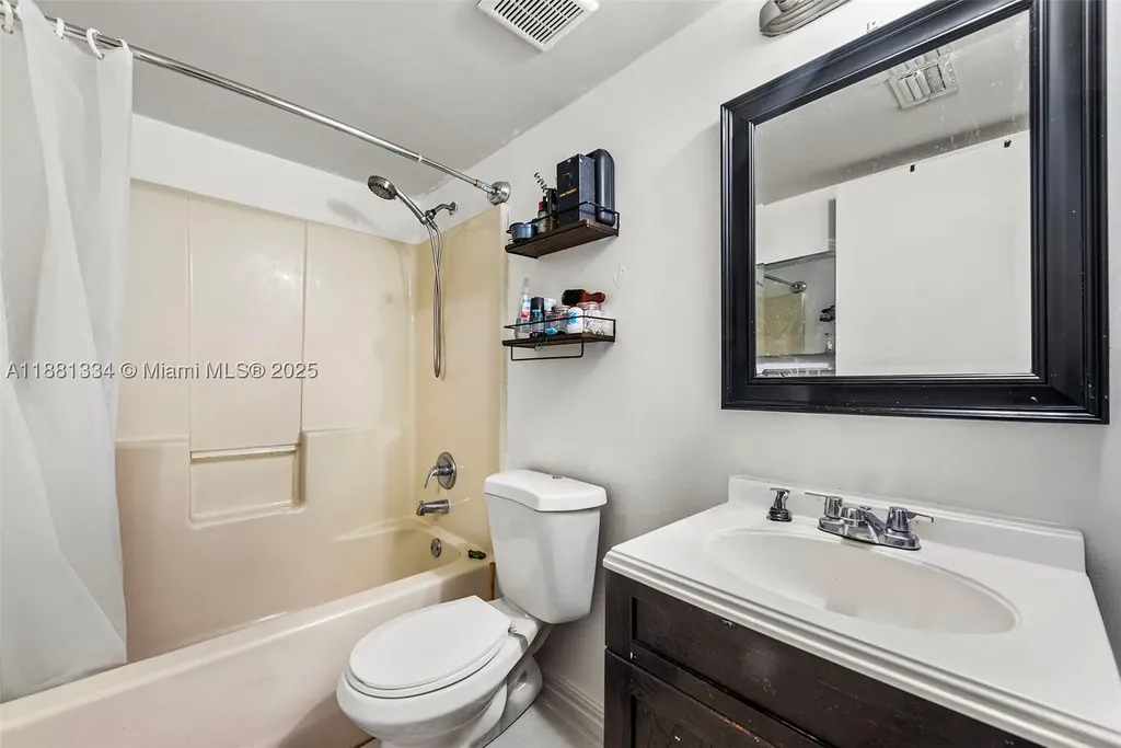 3630 N 56th Avenue Hollywood FL 33021