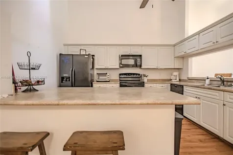 7652 S Pinewalk Drive S Margate FL 33063