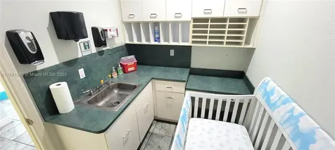 646 W Palm Drive Florida City FL 33034