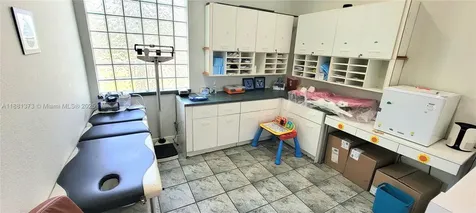 646 W Palm Drive Florida City FL 33034